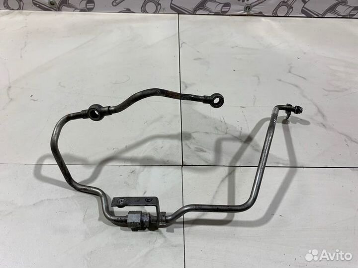 Трубка турбины Mercedes OM651