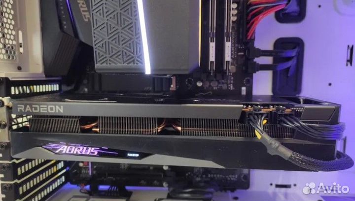 Gigabyte Radeon RX 6750 XT aorus elite 12GB