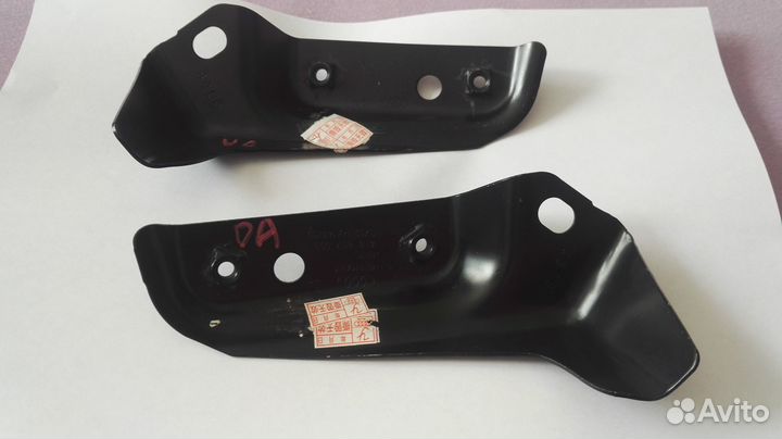 Кронштейны бампера audi Q7 4L0807053 4L080754