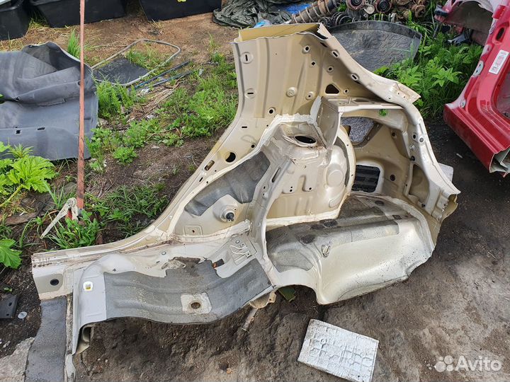 Крыло заднее правое четверть Chevrolet Lacetti хет