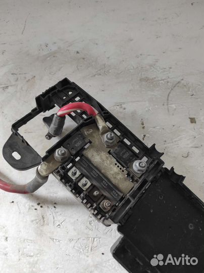 Блок предохранителей на клемму акб Cruze J300