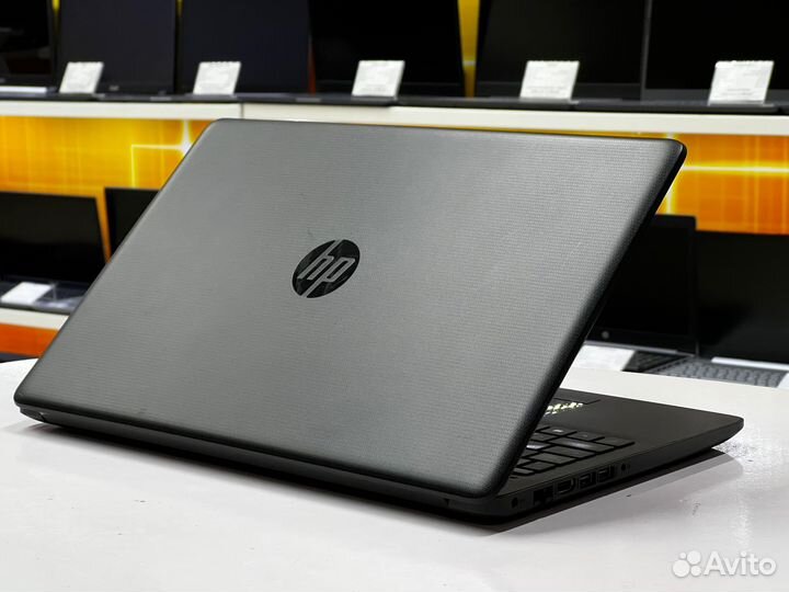 Ноутбук HP 15.6