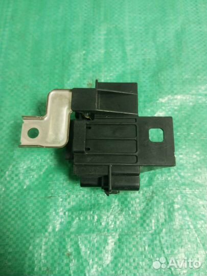 Блок предохранителей Toyota Prius 1798GA1