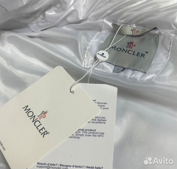 Жилетка moncler белая