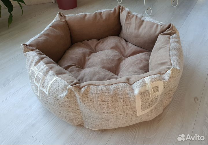 Лежанки новые подходят для питомцев до 10кг