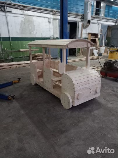 Модель автобуса