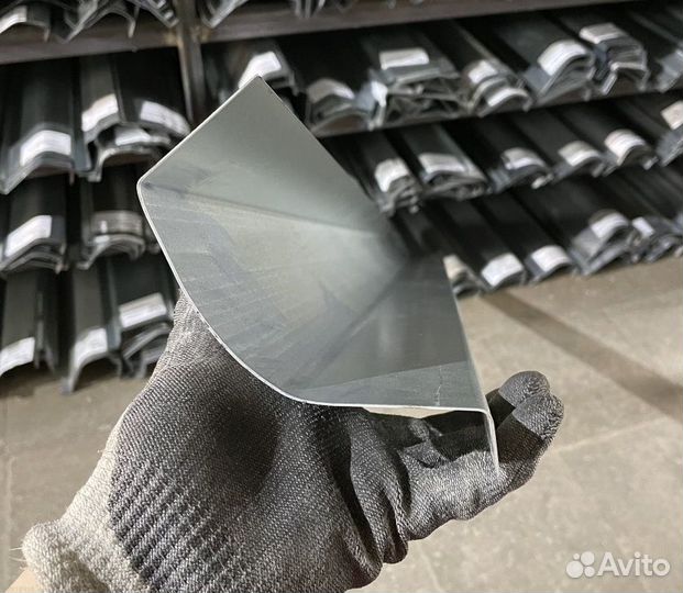 Порог правый Daihatsu Sirion, Storia, Toyota Duet