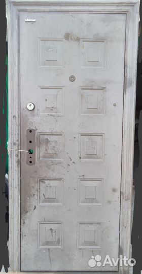 Дверь входная металлическая с терморазрывом
