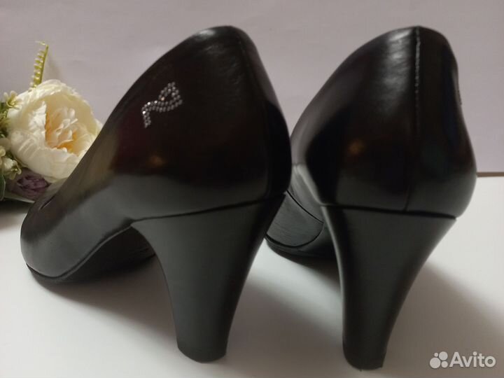 Туфли женские натуральная кожа италия 38 39