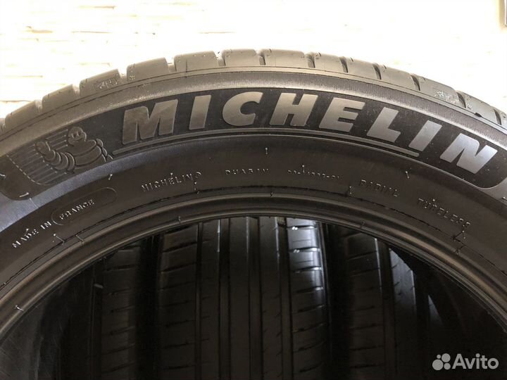 Michelin Pilot Sport 4 SUV 235/65 R17 108V