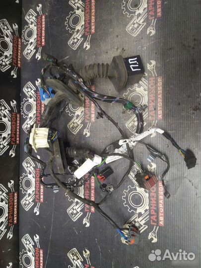 Проводка двери кадиллак срх SRX 1