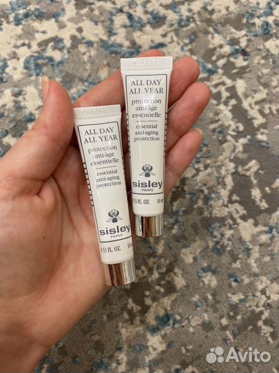 Набор косметики Sisley Olehenriksen