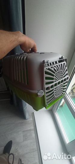 Переноска для животных пластиковая