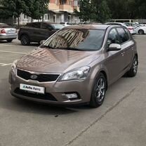 Kia Ceed 1.4 MT, 2011, 190 000 км, с пробегом, цена 715 000 руб.