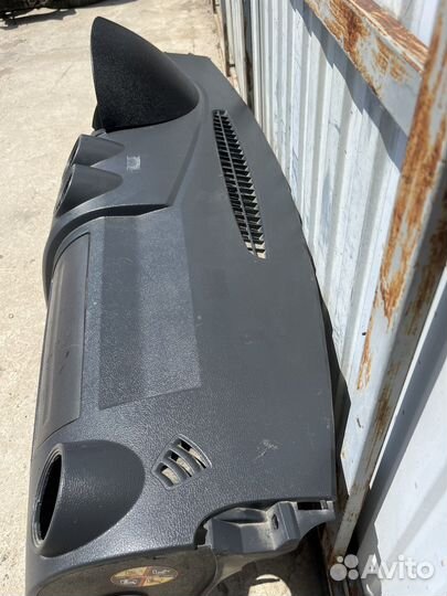 Панель (торпеда) рено логан 1