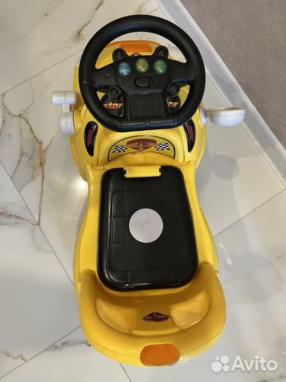 Машинка-каталка детская 1-3 года