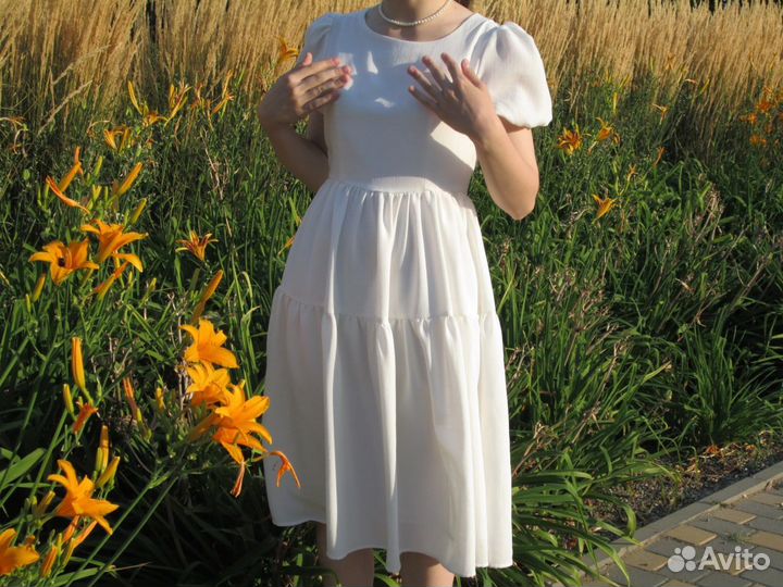 Белое женское платье лолита М