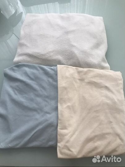 Детское постельное белье и комбинезон пинетки