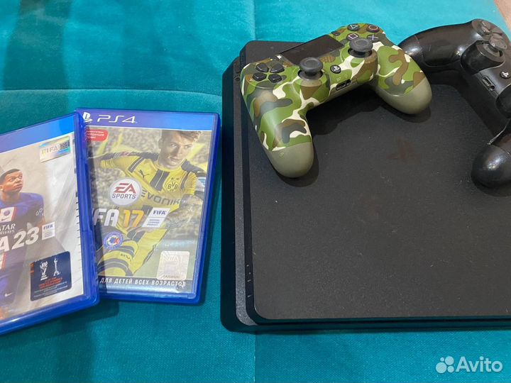 Sony playstation 4 slim