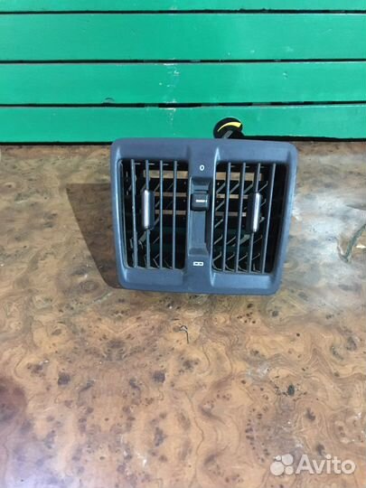 Дефлекторы воздушный задний Mercedes W140