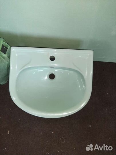 Раковина в ванную бу