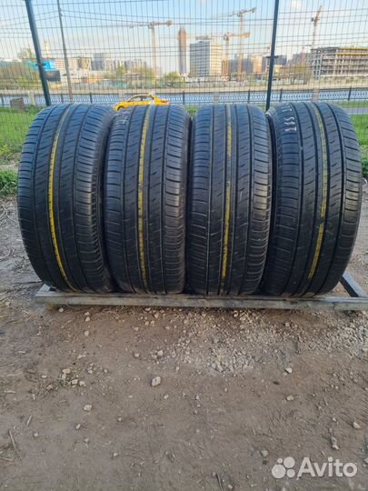 Dunlop Grandtrek PT3A 275/50 R21