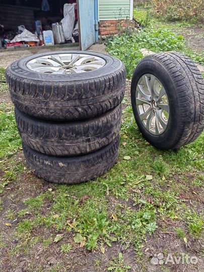 Колеса в сборе r17 зимние