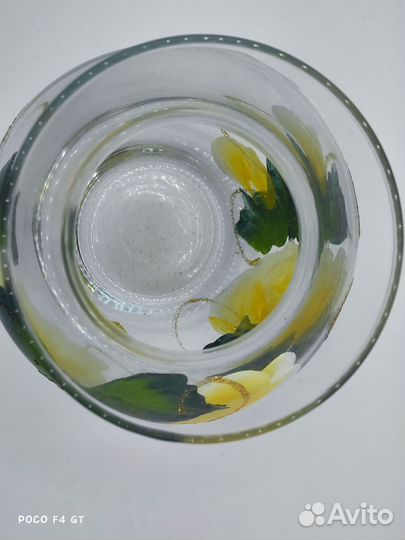 Ваза стеклянная красивая)