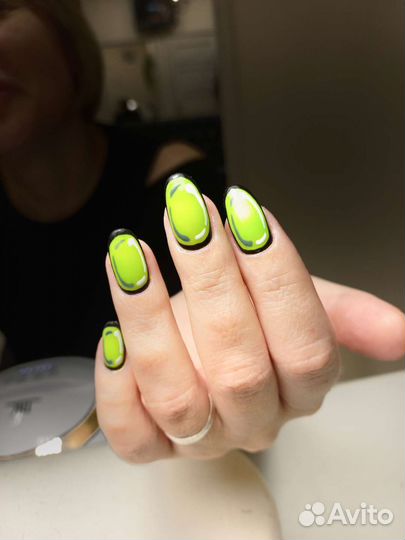 Маникюр,педикюр