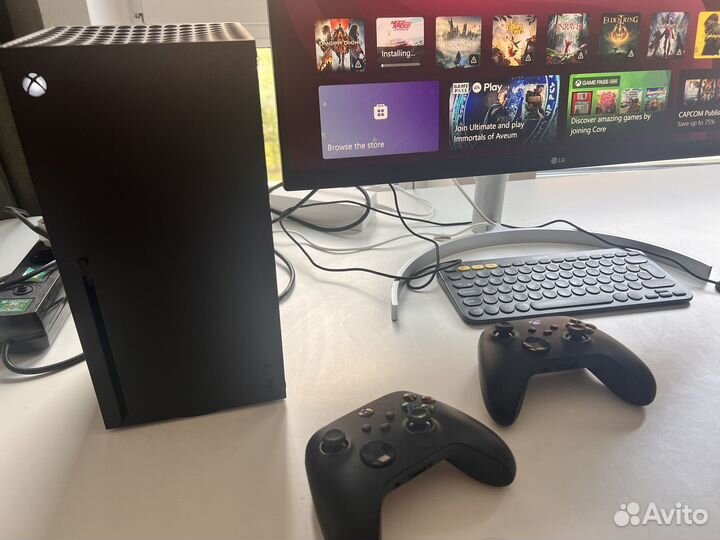 Xbox series x, геймпад, плюс 140 игр