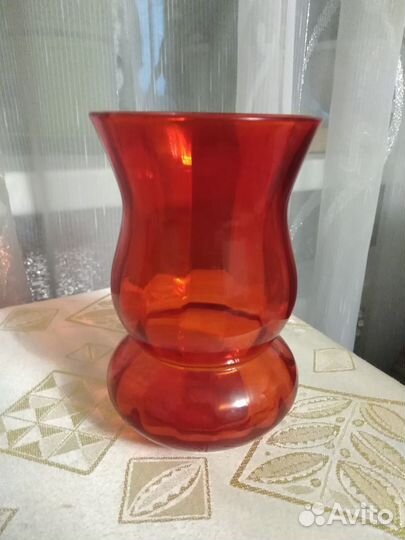 Ваза из красного стекла 15см СССР, винтаж