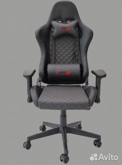 Игровое кресло черное