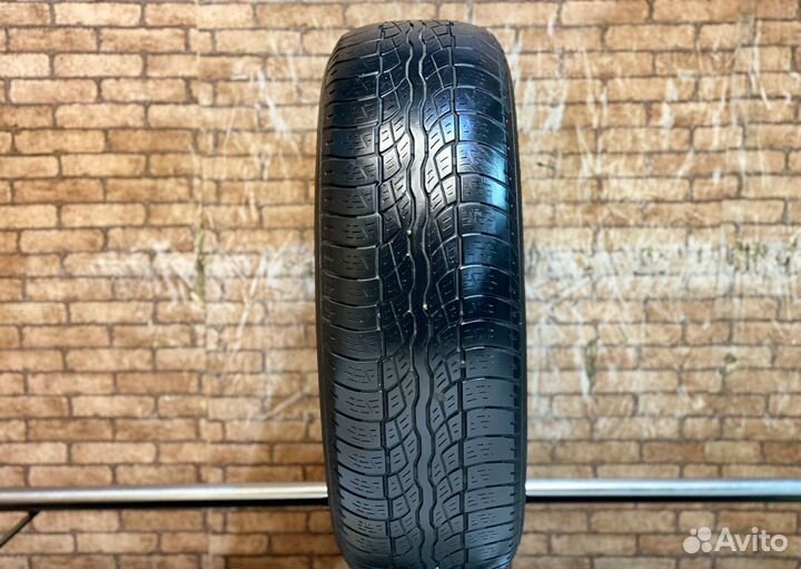 Bridgestone Dueler H/T 687 225/70 R16
