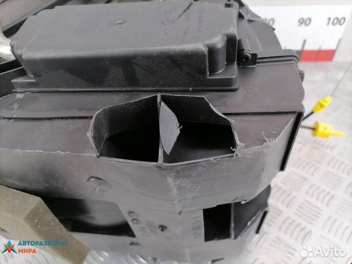 Отопитель в сборе (печка) Ford Fiesta 5 рест