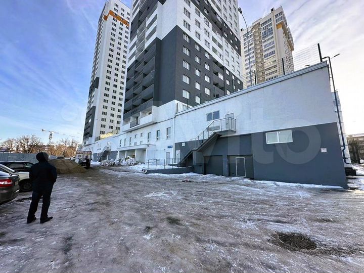 Торговая площадь, 210.6 м² у ТЦ Караван