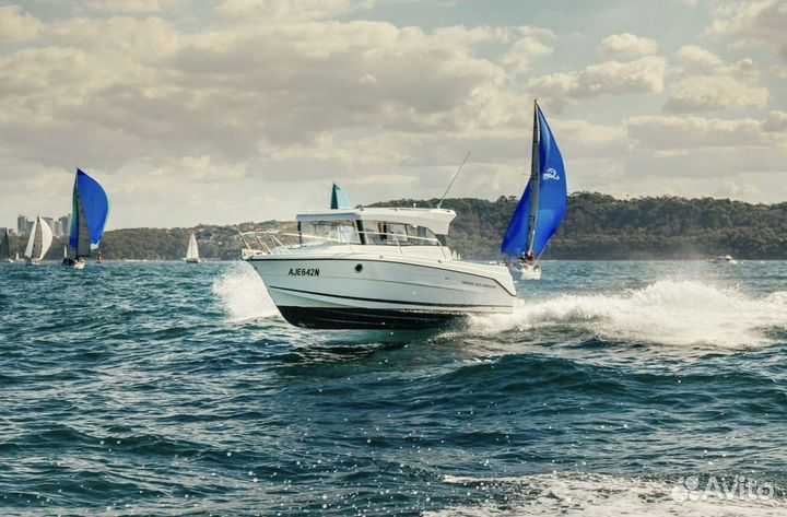 Катер Parker 800 Weekend