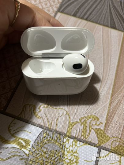 Наушники apple airpods 3 правый с кейсом