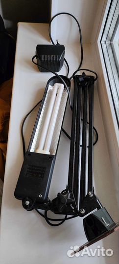 Лампа настольная