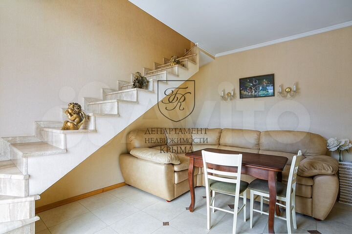 3-к. квартира, 71,8 м², 4/4 эт.