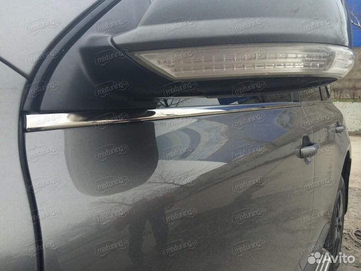 Молдинги стекол Volkswagen Touareg 2002-2010