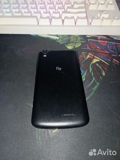 Телефон Fly Nimbus 14 и Fly Nimbus 12