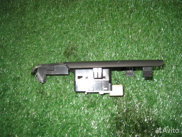 Кнопка стеклоподъемника Chevrolet Aveo T250 2007