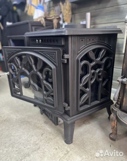 Печь камин чугунная
