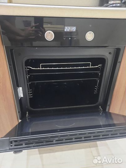 Духовой шкаф