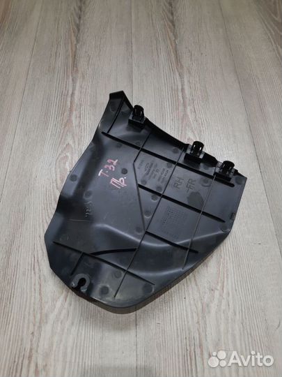 Накладка консоли кпп Nissan X-trail T32 Прав