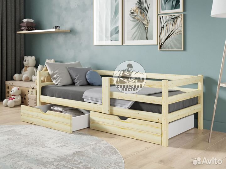 Кровать детская настоящий массив