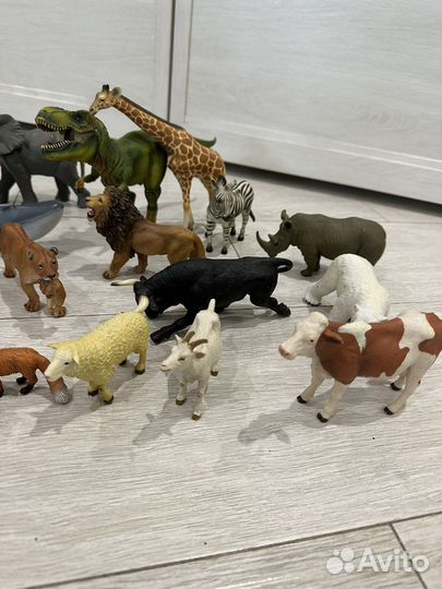 Фигурки животных papo, schleich, collecta