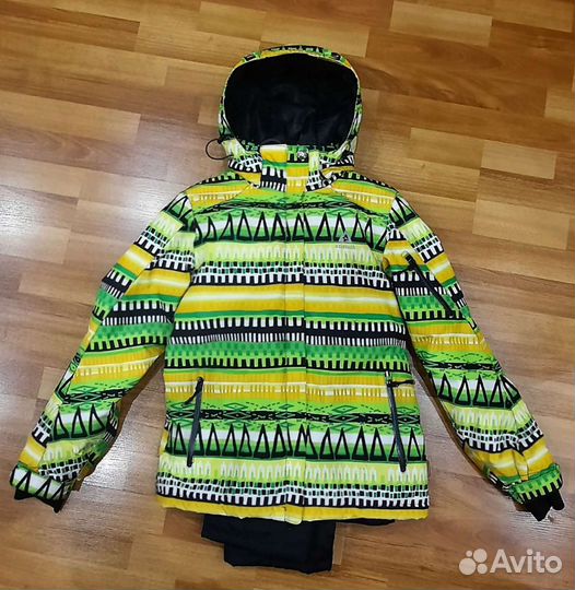 Горнолыжная куртка