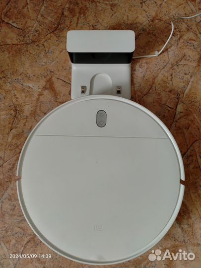 Робот-пылесос Xiaomi Mi Robot Vacuum-Mop Essential