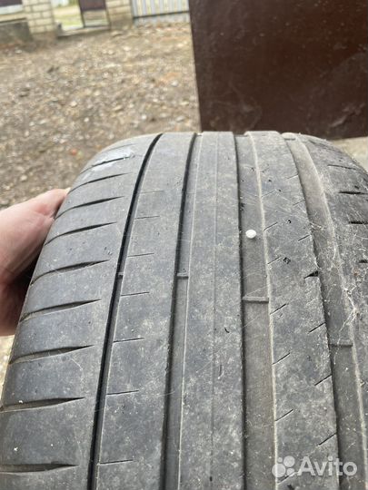 Michelin Pilot Sport 4 245/40 R18